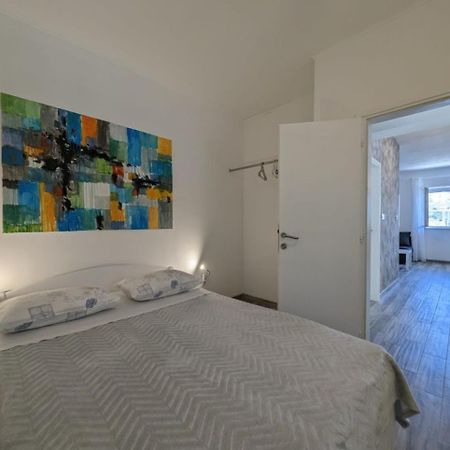 Appartement Apartman Bonaca à Šibenik Extérieur photo